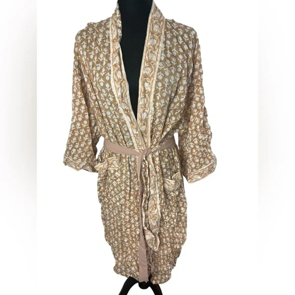 Pacific & Rose Charlotte Robe NWOT - Picture 7 of 11